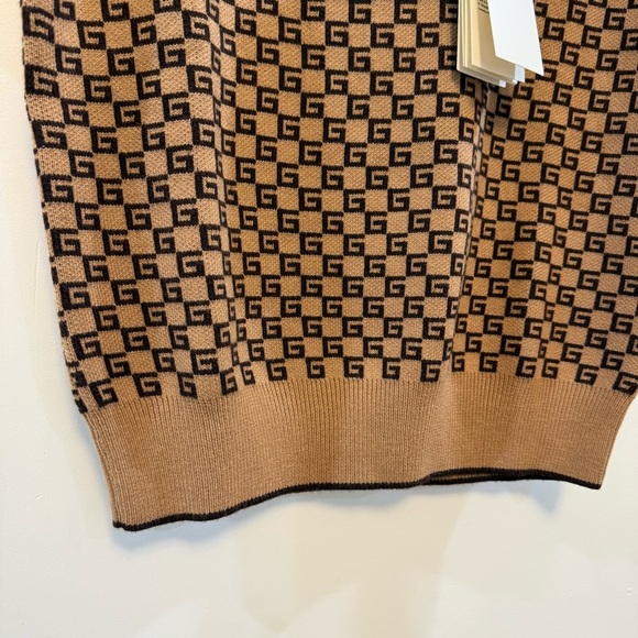 GUCCI Square G Knit Polo Shirt in Camel sz medium - Picture 10 of 12